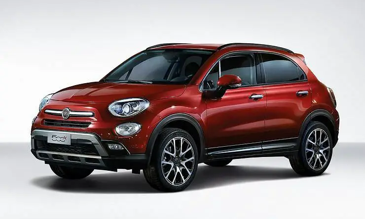 Fiat 500X (2017) - fuse and relay box