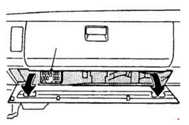Mazda Titan (1989-2000) - fuse and relay box