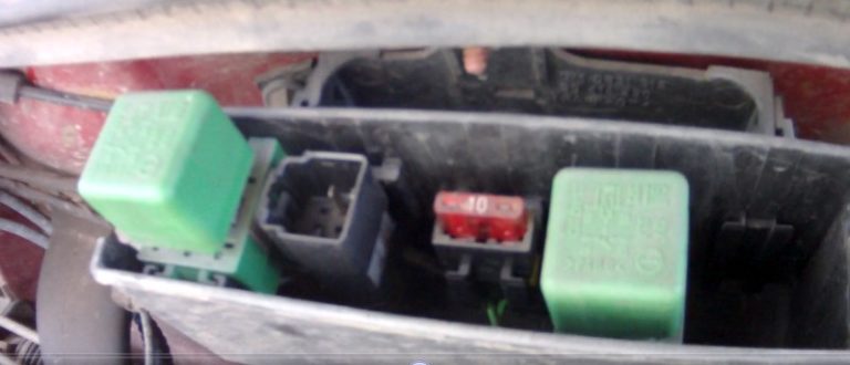 Opel Astra F (1991-2002) - fuse and relay box