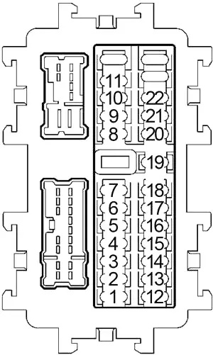 Infiniti QX56 (2004-2010) - fuse and relay box