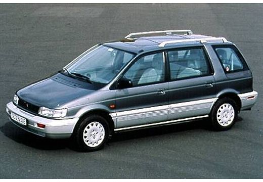 Mitsubishi Space Wagon (1997-2003) - fuse and relay box